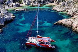 Marseille : Calanques Catamaran Cruise with Lunch & Wine