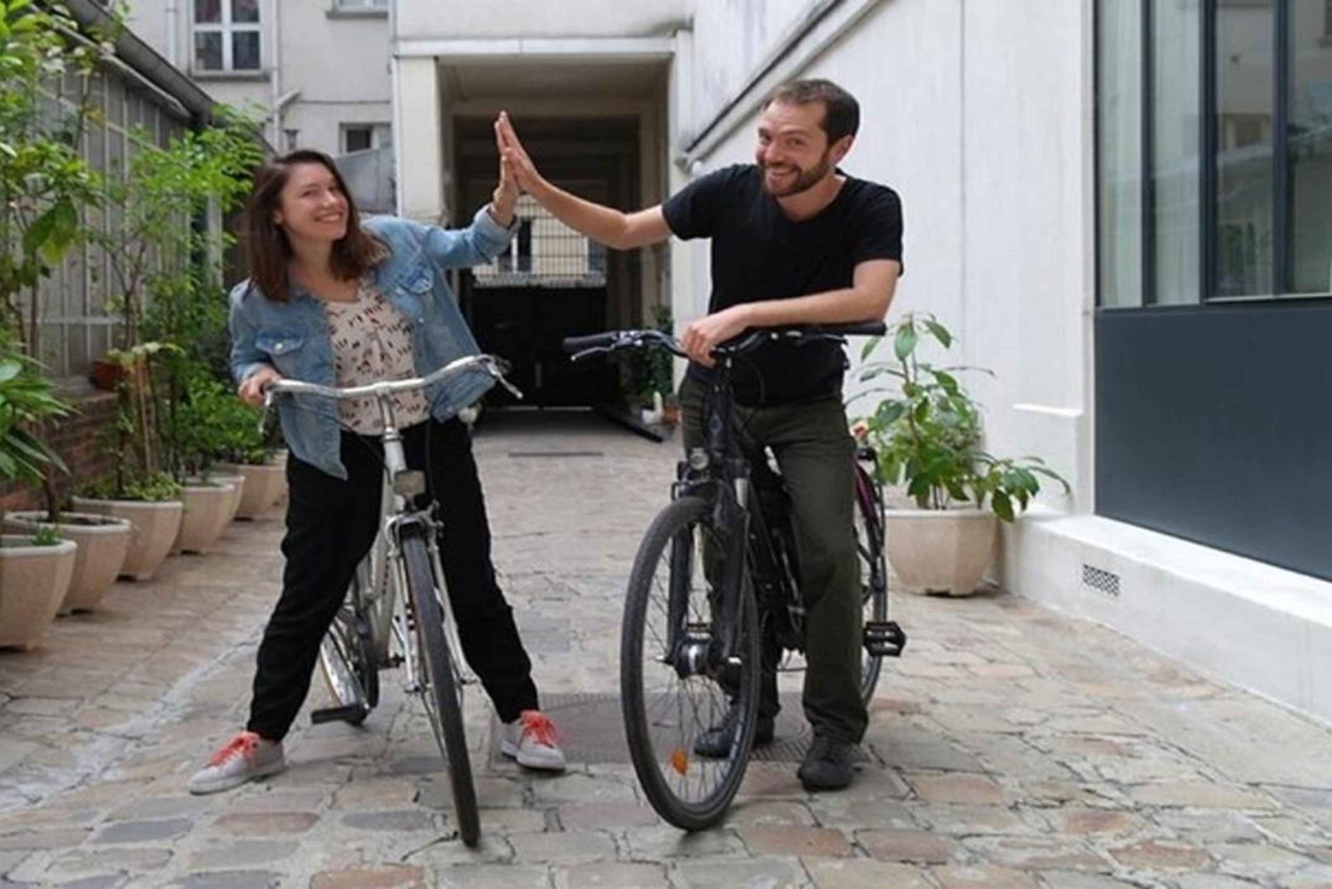 Marseille : Local Neighborhoods Guided Walking Tour