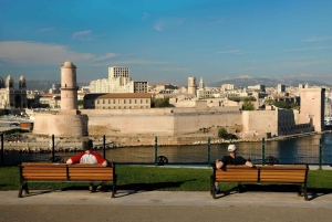Marseille: Old Port to Cité Radieuse Rooftop Tuk-Tuk Tour
