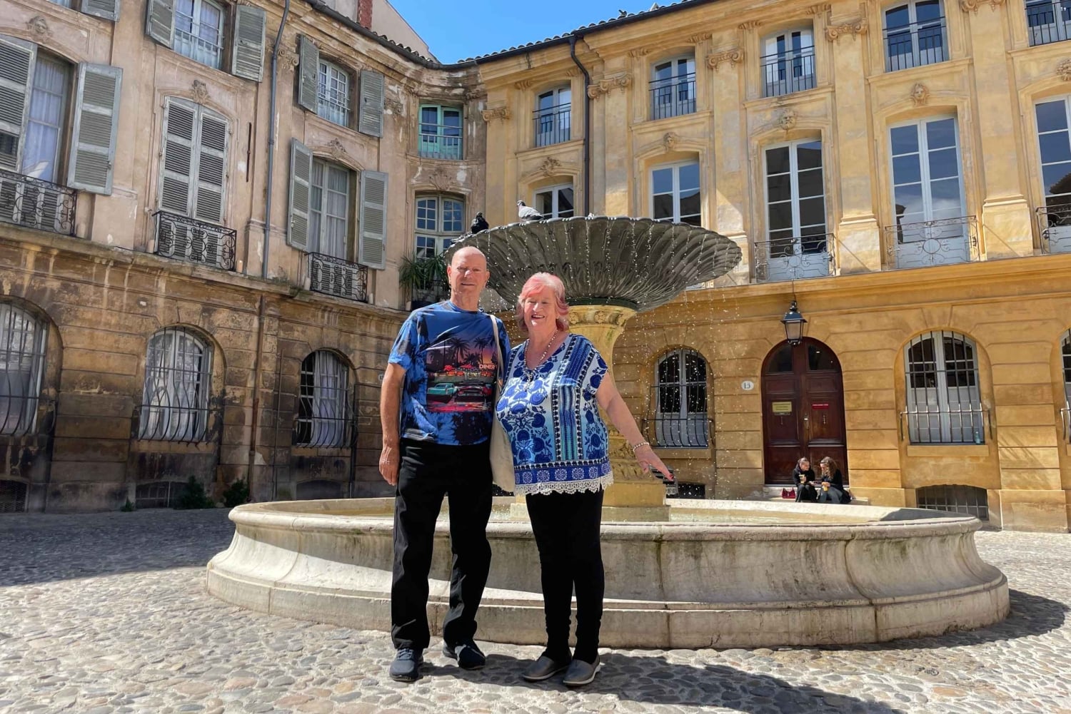 Marseille port: Half-Day Shared Tour to Aix-en-Provence