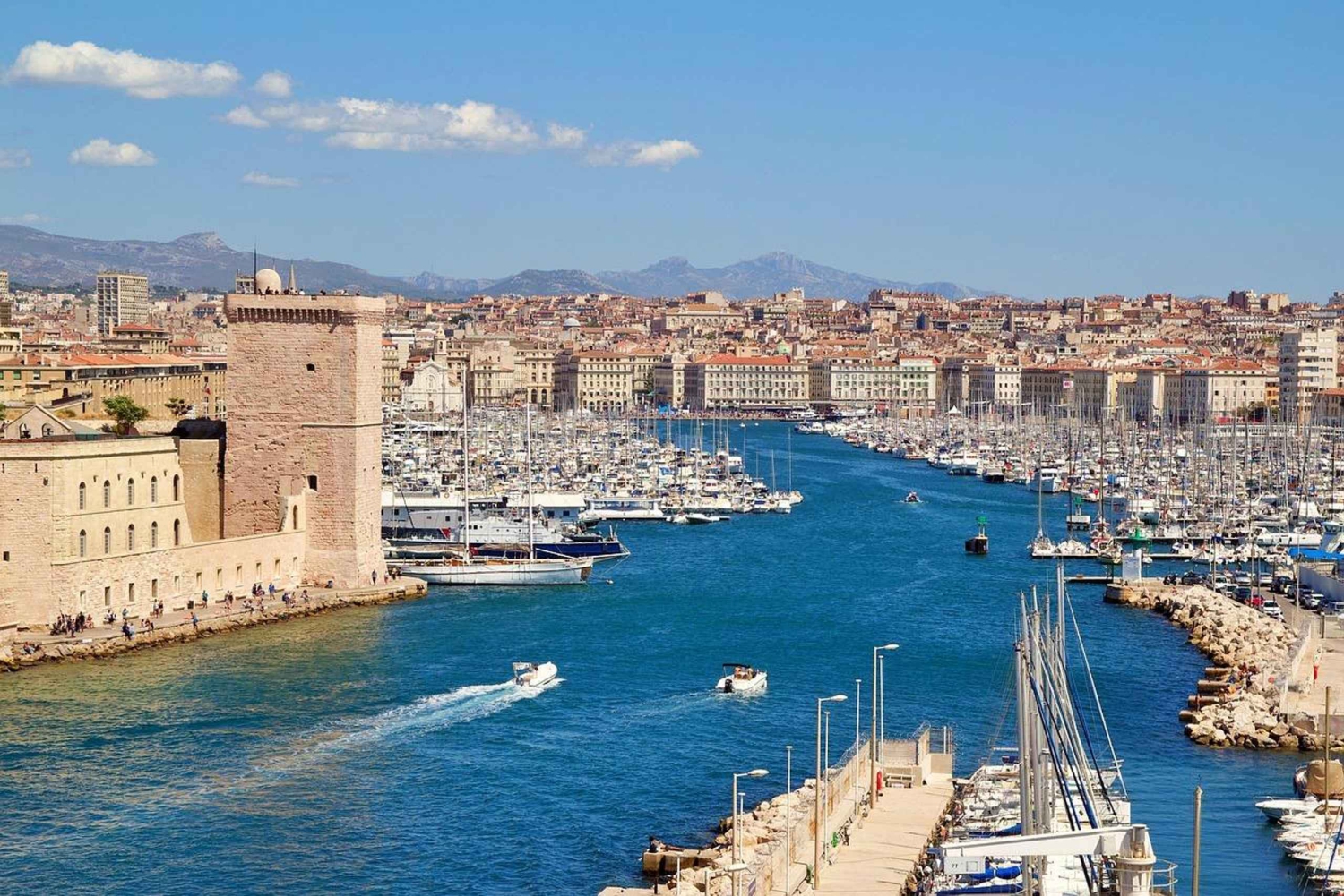 Marseille: Private Guided Walking Tour with Hotel Pickup