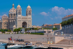 Marseille: Private Guided Walking Tour with Hotel Pickup