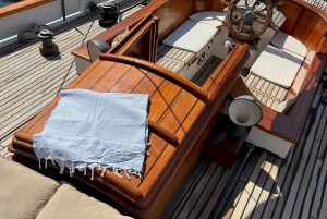 Marseille: Sailboat Cruise with Lunch, Swim & Organic Wine