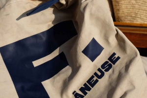 Marseille: Sailing cruise in the calanques, lunch and wine