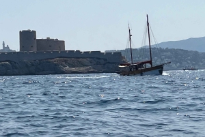 Marseille: Set sail for the Château d'If and the Frioul Islands