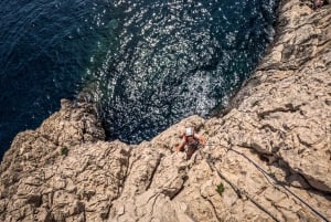 Marseille : Sormiou Via Corda in the Calanques - Level 1