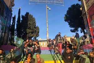 Marseille: Street Art Walking Tour and Local Drink