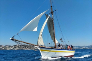 Marseille: Sunset Sailing, Buffet, and Wine
