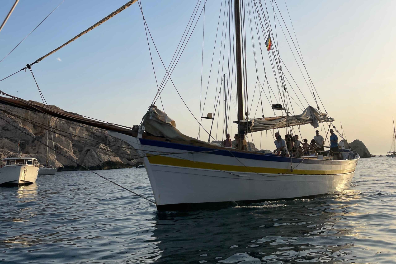 Marseille: Sunset Sailing, Buffet, and Wine