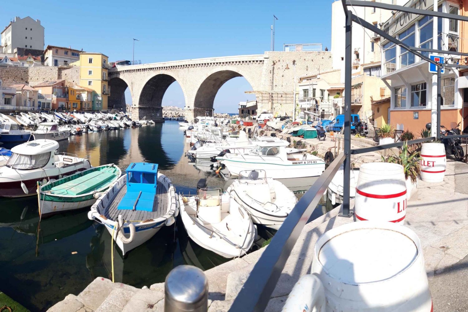Marseille: Hidden Coves Exploration & Treasure Hunt