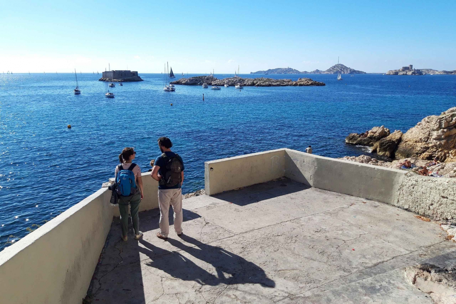 Marseille: Hidden Coves Exploration & Treasure Hunt