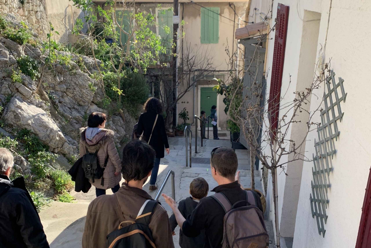 Marseille: Hidden Coves Exploration & Treasure Hunt