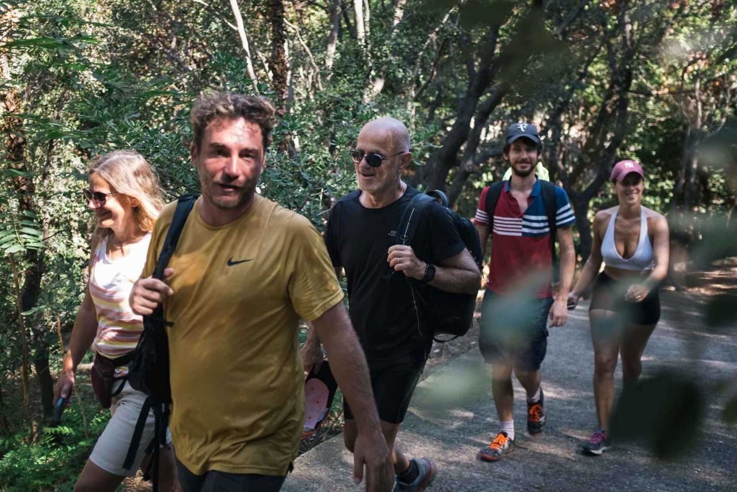 Marseille: Urban Hiking Tour with a Local Guide