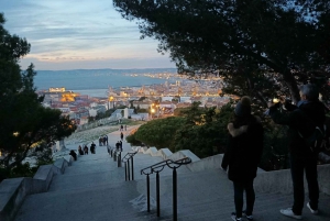 Marseille: Urban Hiking Tour with a Local Guide
