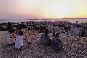 Marseille: Urban Hiking Tour with a Local Guide