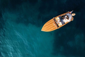 Vintage sunset boat tour of Marseille for couples (2h)
