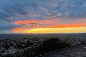 Marseille: Walking Tour with Local Guide