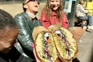 Marseille: Foodie Walking Tour of the Cours Julien District