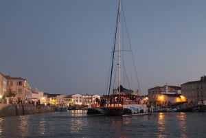 Saint-Martin-de-Ré : Sunset Catamaran Cruise (2h00)