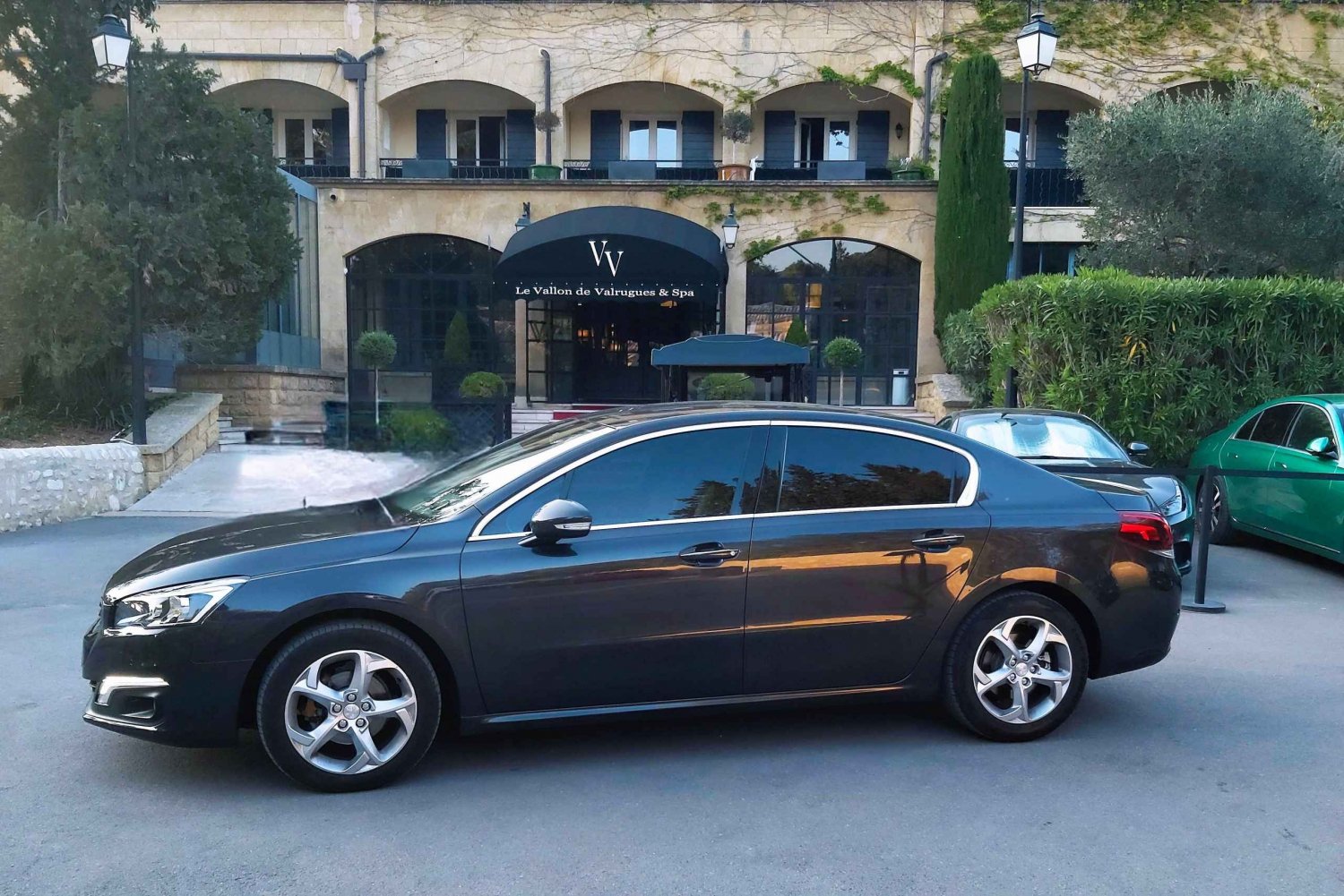 Marseille Airport Transfer to St Rémy de Provence