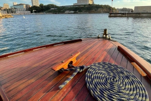 Vintage sunset boat tour of Marseille - small groups (2h)