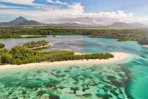 5 Islands Speedboat Cruise, Snorkeling with Lunch & Open Bar