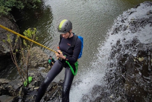 Abseiling/Canyoning