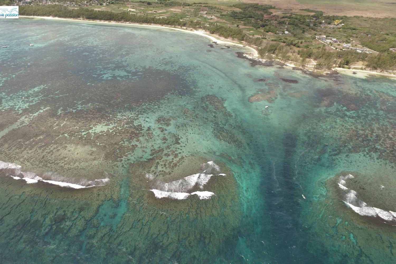 ベル・マール、モーリシャス - PADIアドバンスド・オープン・ウォーター・トレーニング（eラーニング付き）