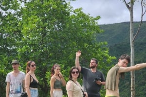 ブラック リバー：ブラック リバー渓谷のガイド付きハイキング