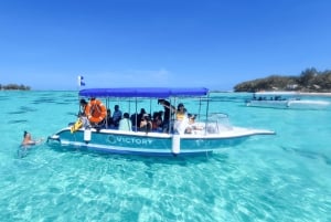 Blue Bay: Wizyta łodzią ze szklanym dnem i nurkowanie z rurką w Blue Bay