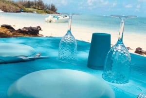 Blaue Bucht: Bootsfahrt zur ile au cerf (5 Inseln, Barbecue)