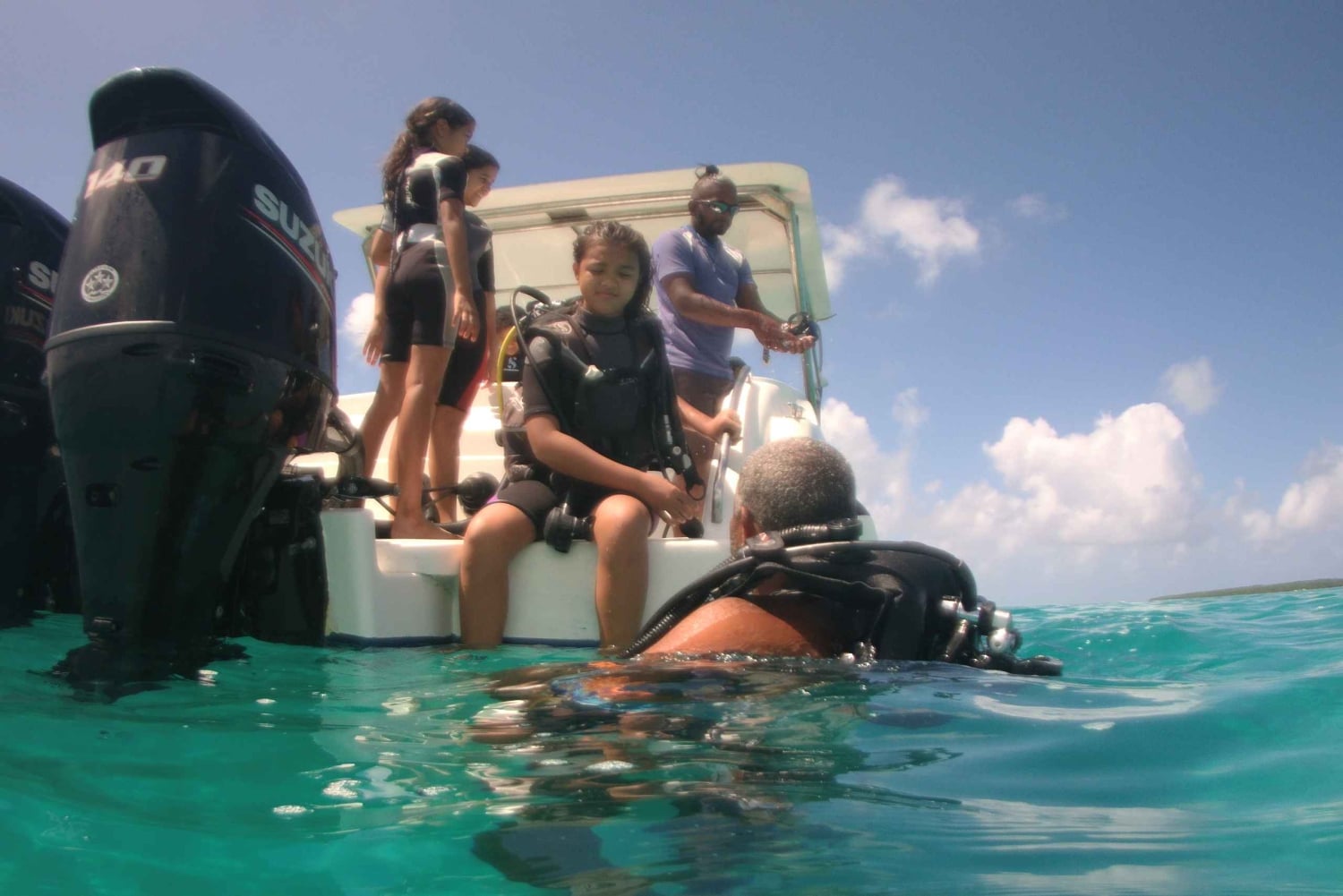 Blue Bay: IMPARA AD IMMERSIONARE OGGI con il CORAL DIVING TEAM
