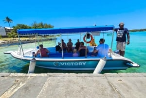 Blue Bay to Île aux Aigrettes: Exclusive Snorkeling Tour