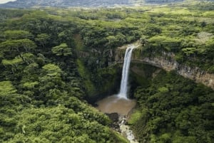 Maurícias: Chamarel 7 Cores e Cascatas, Tour Sudoeste