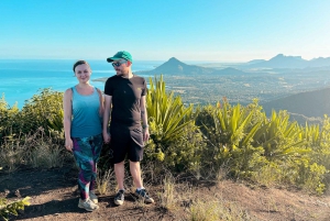 Chamarel: Sunset Mountain Hike