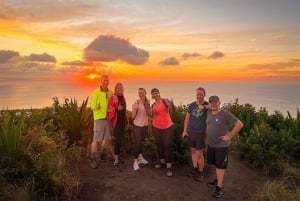 Chamarel: Auringonlaskun vuoristovaellus