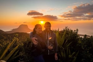 Chamarel: Sunset Mountain Hike