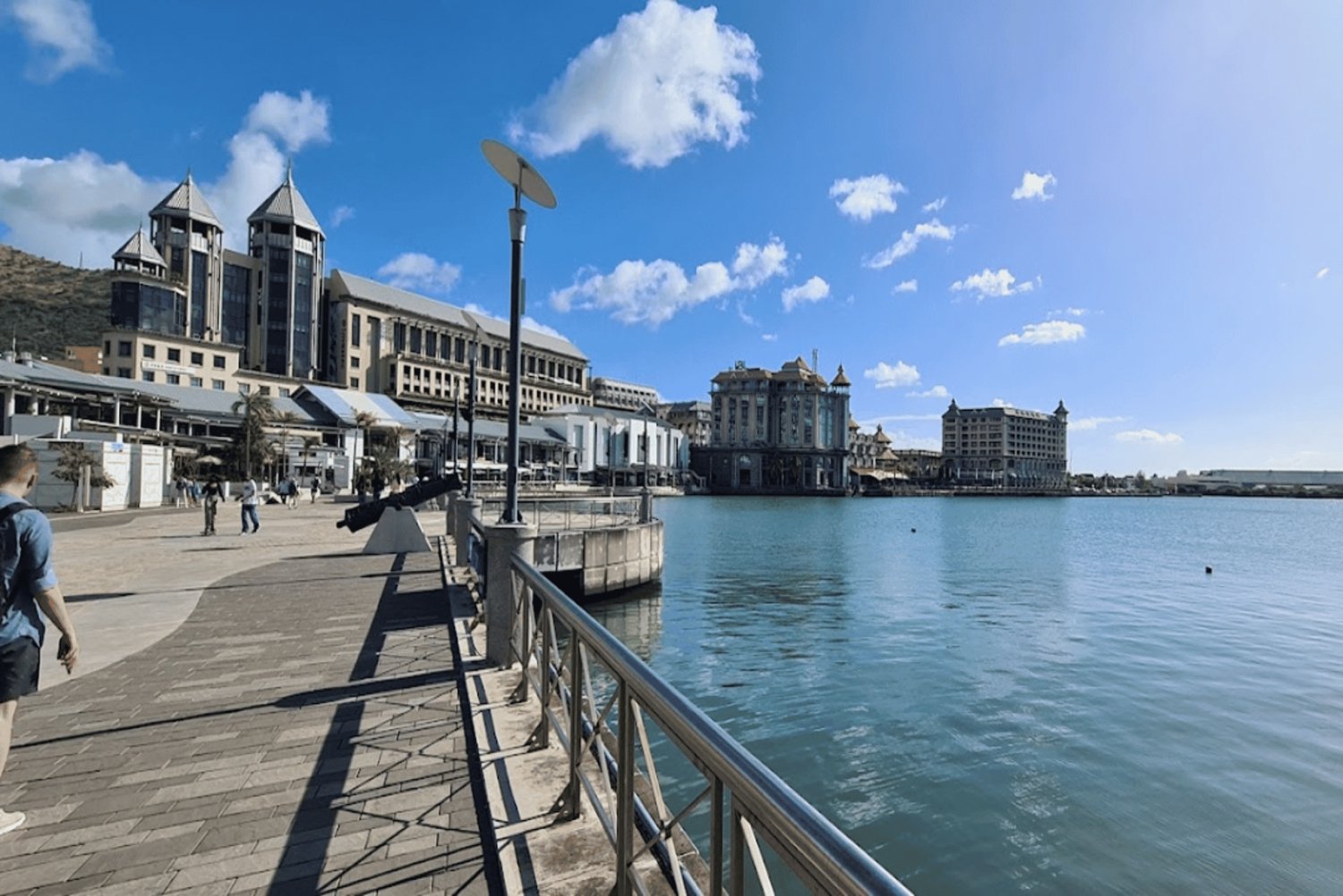 Esclusivo viaggio di shopping a Mauritius: centri commerciali e mercato di Port Louis