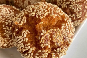 Flavors of Port Louis: Guided Food Tasting Tour with a Local