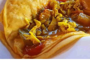 Flavors of Port Louis: Guided Food Tasting Tour with a Local