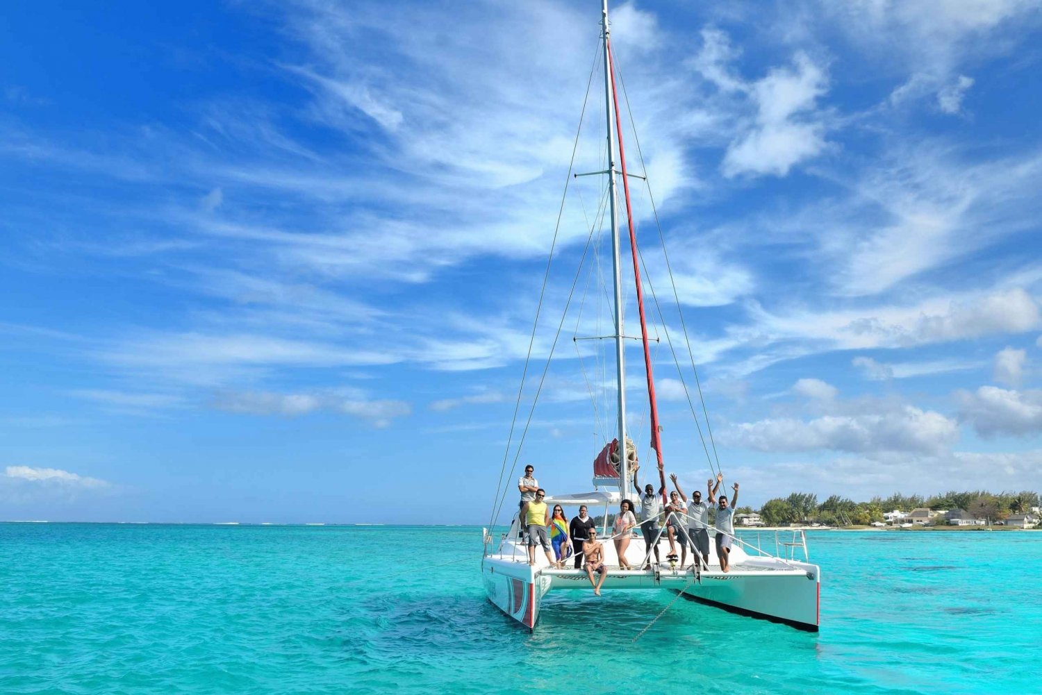 Full-Day Cruise to Ile aux Cerfs with BBQ Lunch Included