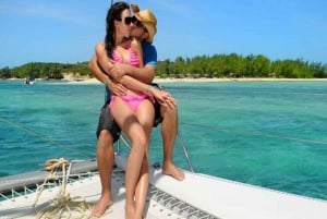 Fullday Catamaran Cruise(Northern Island- Shared)with pickup