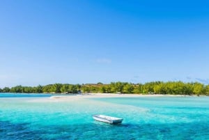 GBaie: 3 North Islands Cruise, Lunch & CoindeMire Snorkeling