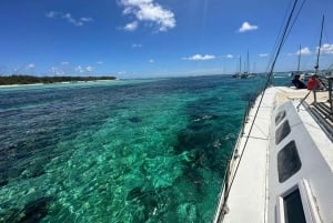 GBaie: 3 North Islands Cruise, Lunch & CoindeMire Snorkeling