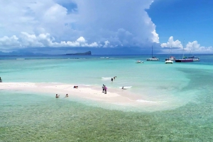 GBaie: Cruzeiro nas 3 Ilhas do Norte, almoço e mergulho com snorkel em CoindeMire