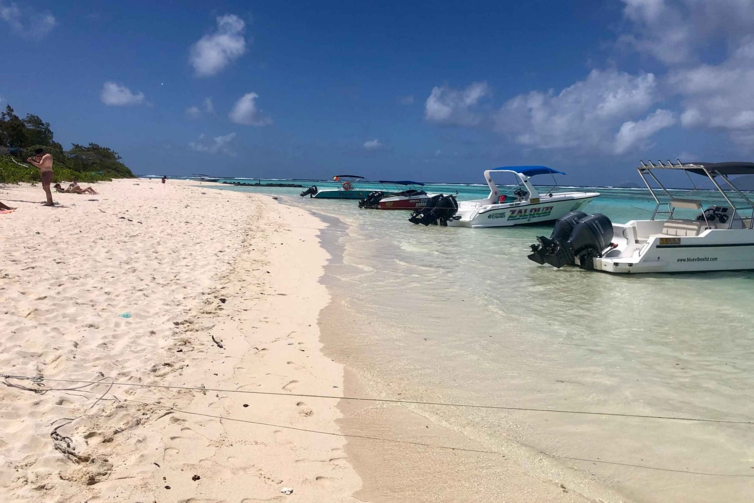 Grand Baie: Northern Isles Catamaran & Tropical BBQ