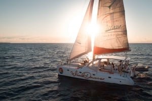 Grand Baie: Private 4-Hour Premium Sunset and Dinner Cruise