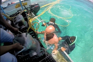 Grand Baie : marche sous-marine à énergie solaire