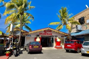 Grand Baie: Coastal Cuisine & Culture Walking Tour