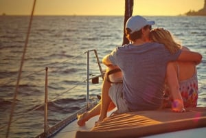Grand Bay: Honeymoon/Lovers Sunset Tour with Romantic Dinner